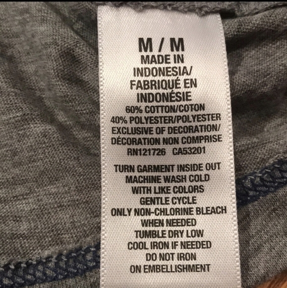 Aeropostale NYC East Conf graphic tee medium - Picture 5 of 5